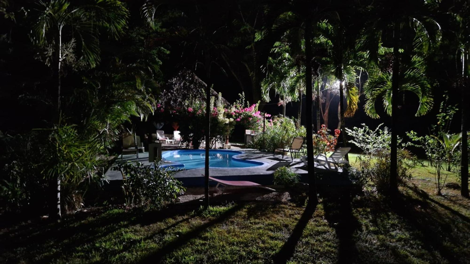 Villas Jungle 5 Самара Экстерьер фото